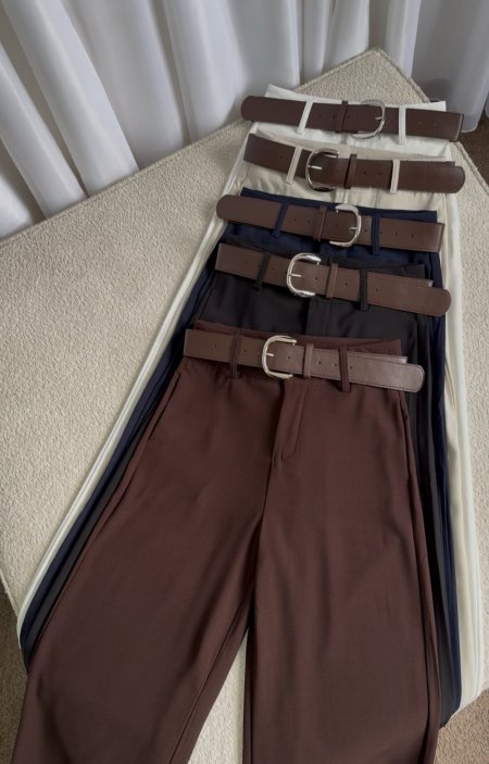 بنطلون قماش كوري مع قشاط