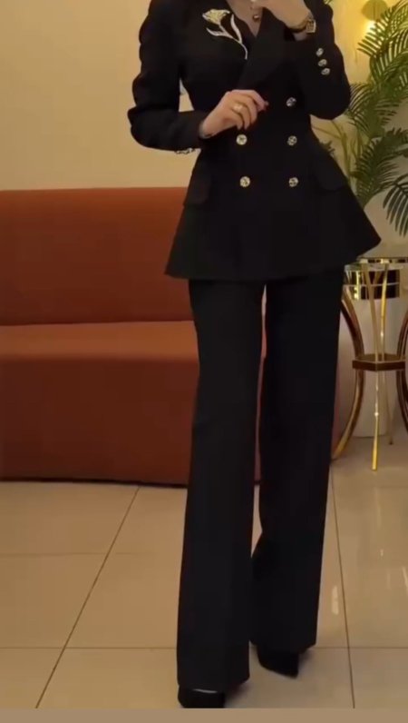 طقم رسمي مانجو مع بروش