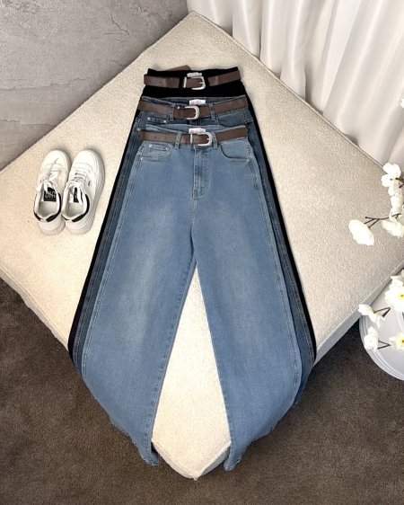 بنطلون جينز لايكرا مانجو