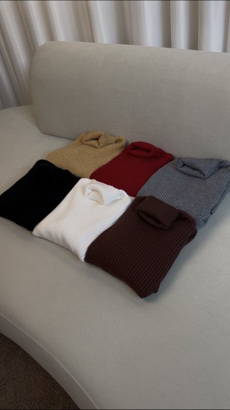 بلوز صوف ناعم High neck