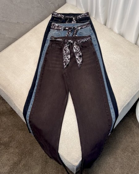 بنطلون جينز مانجو